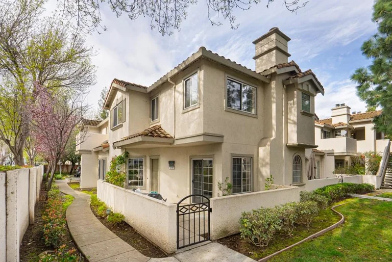 1230 Oregold, San Jose, CA 95131