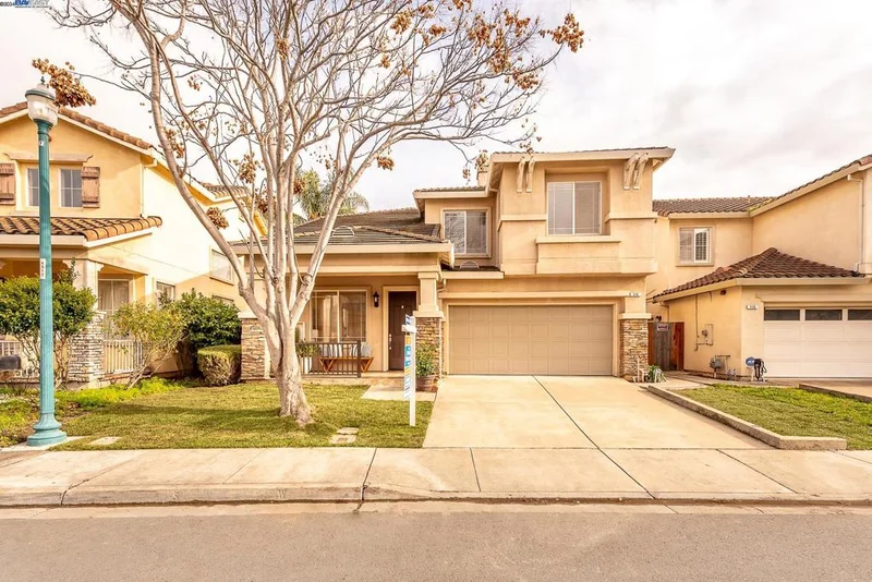114 Toyon Ln, Union City, CA 94587