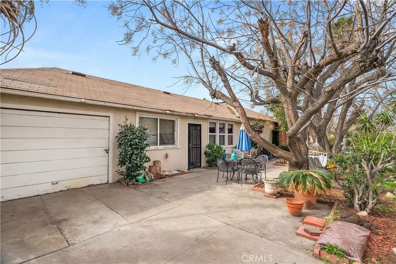 8805 Newport, Fontana, CA 92335