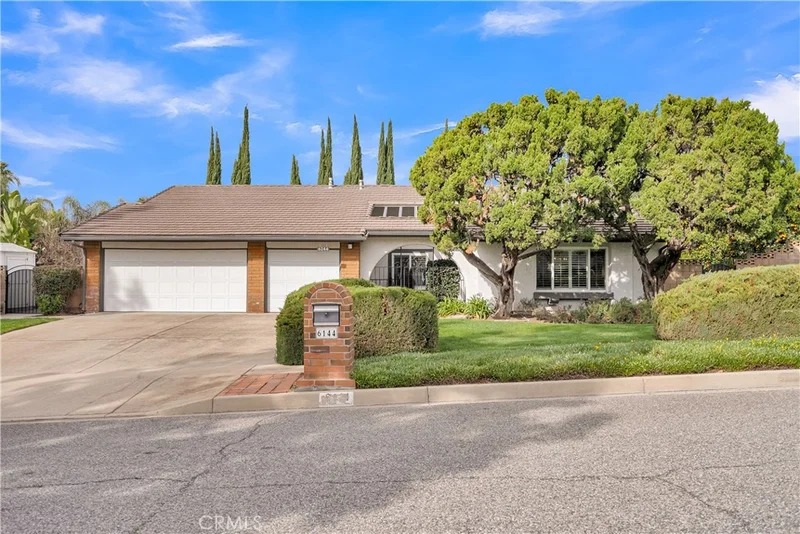 6144 Hollyoak, Alta Loma, CA 91701