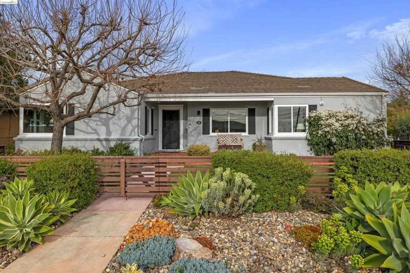 125 Rantoul Cir, San Leandro, CA 94577