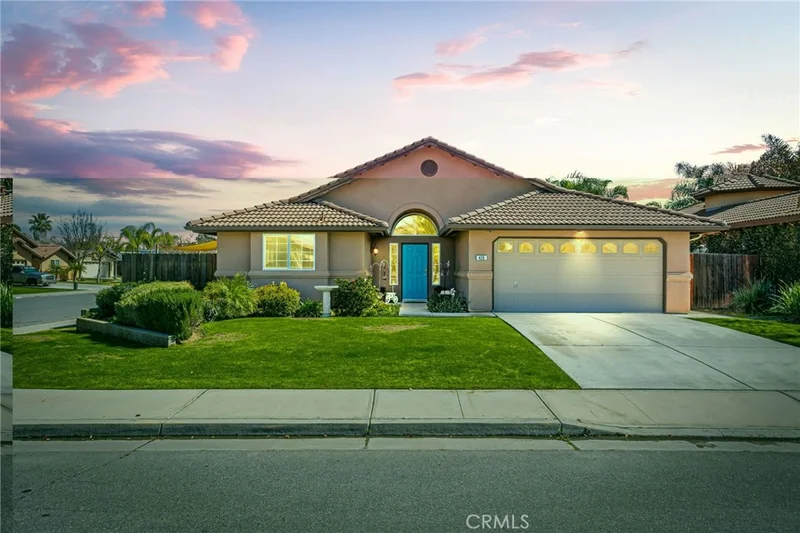 426 Santa Maria, Shafter, CA 93263