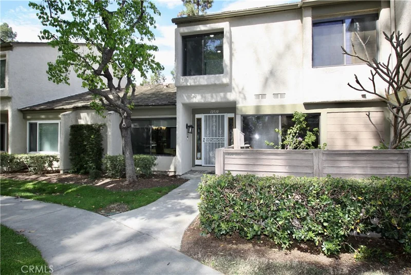 12510 Fallcreek, Cerritos, CA 90703