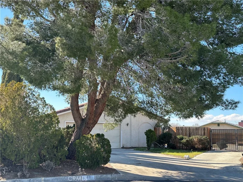 18660 Holiday, Victorville, CA 92395