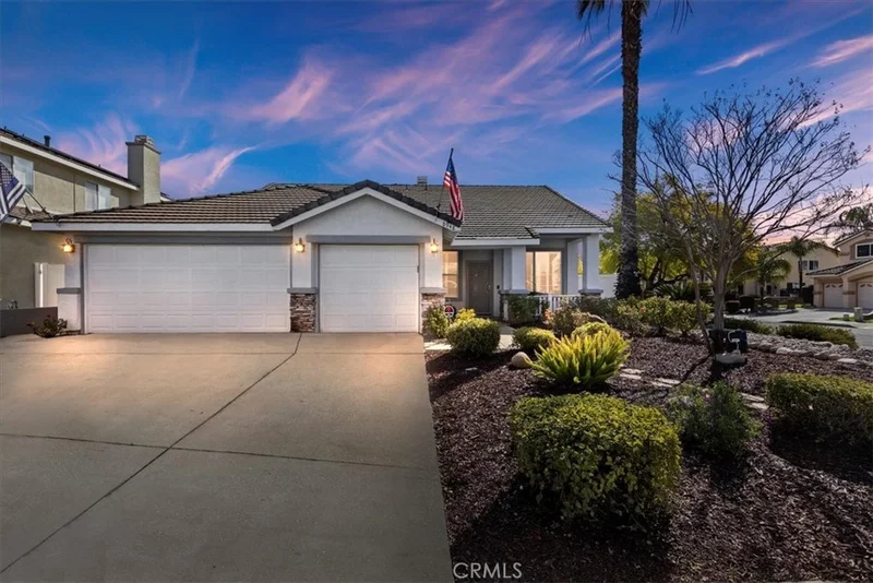 8948 Easton, Riverside, CA 92508