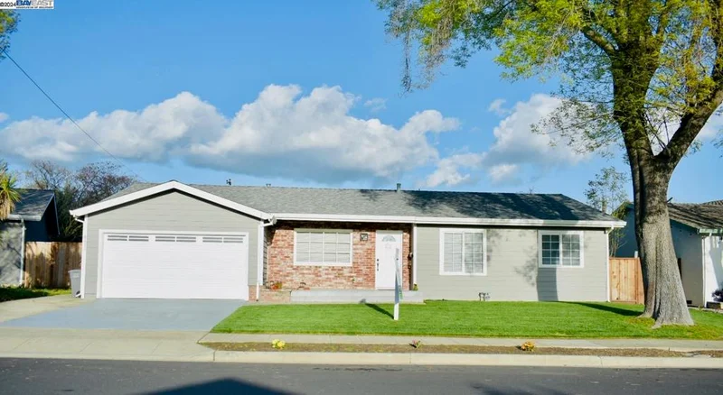 8613 Deervale Rd, Dublin, CA 94568