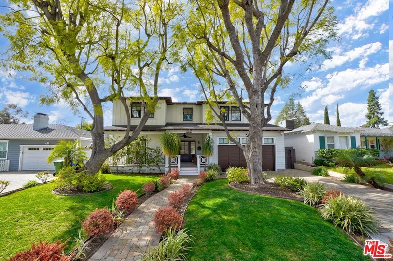 4651 Van Noord, Sherman Oaks, CA 91423