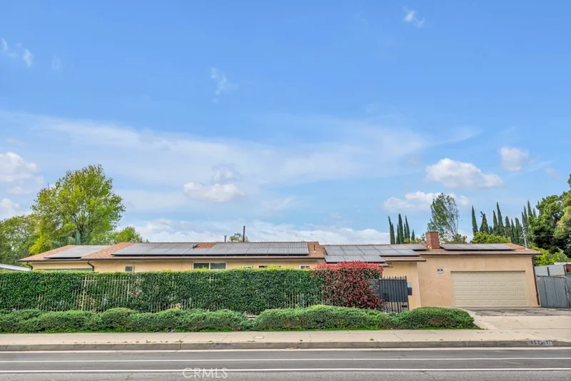 8533 Woodley, North Hills, CA 91343