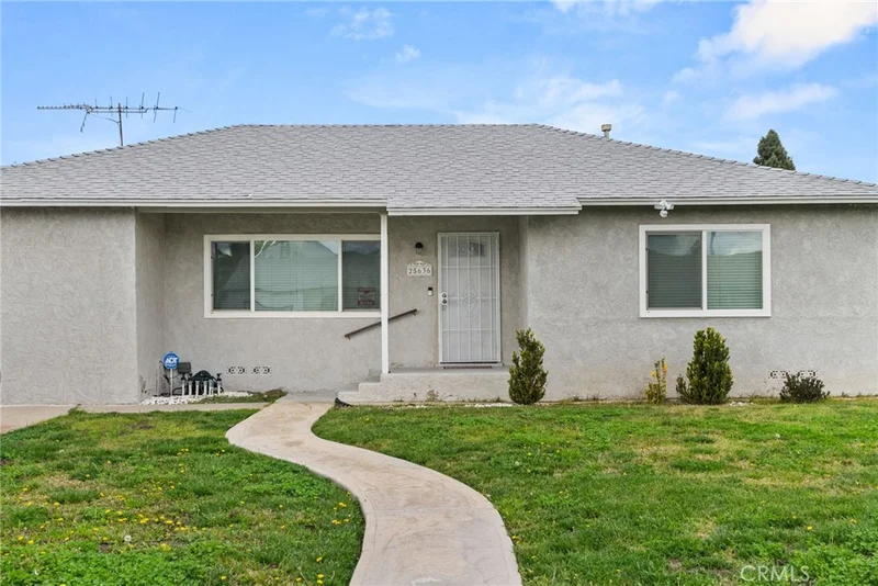 25636 Sun, Loma Linda, CA 92354