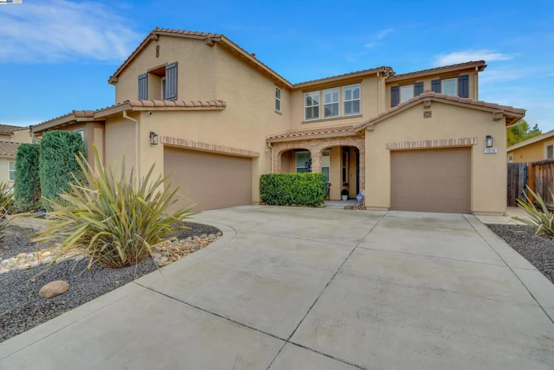 1016 Emma Rose Blvd, Brentwood, CA 94513