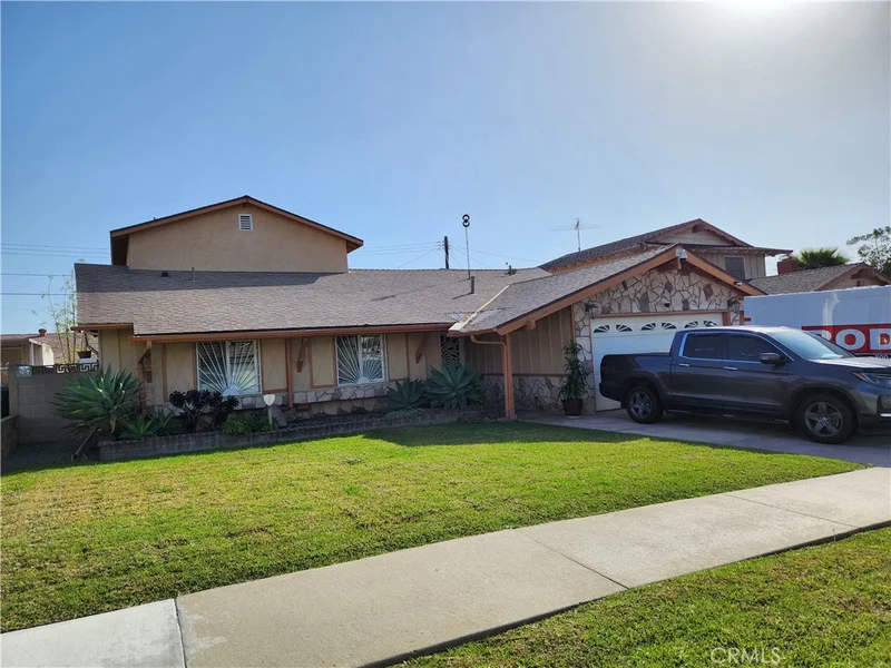 256 140th, Los Angeles, CA 90061
