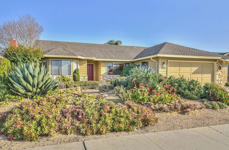1034 Kentfield, Salinas, CA 93901