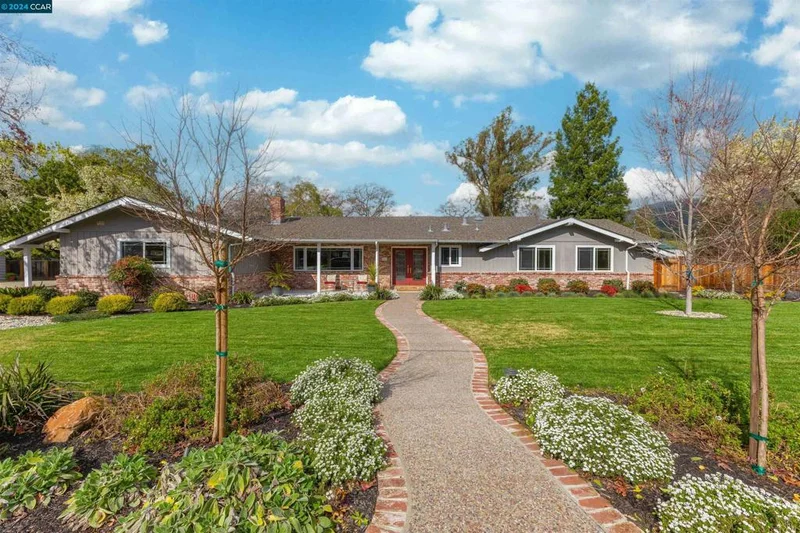 256 Fairway Dr, Danville, CA 94526