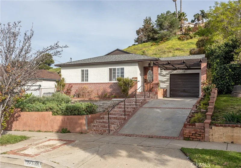 10315 Roscoe, Sun Valley, CA 91352