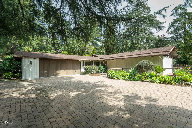 5210 Alta Canyada, La Canada Flintridge, CA 91011