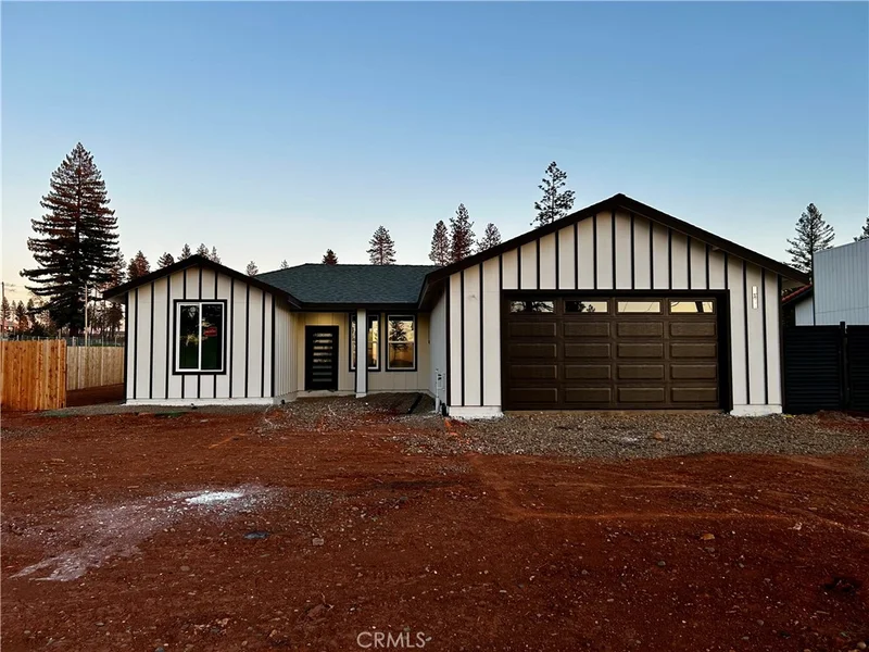 8586 Ridgecrest, Paradise, CA 95969