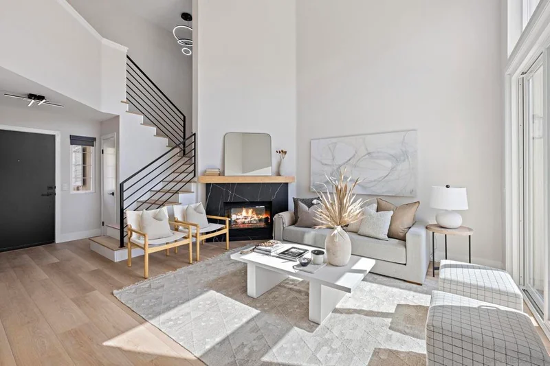 4559 Essex Ct, Carlsbad, CA 92010