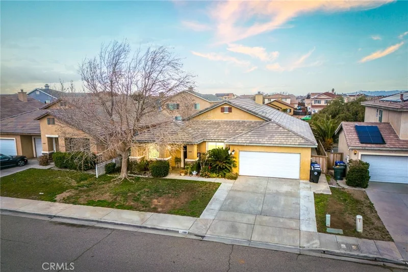 11888 Trailwood, Victorville, CA 92392