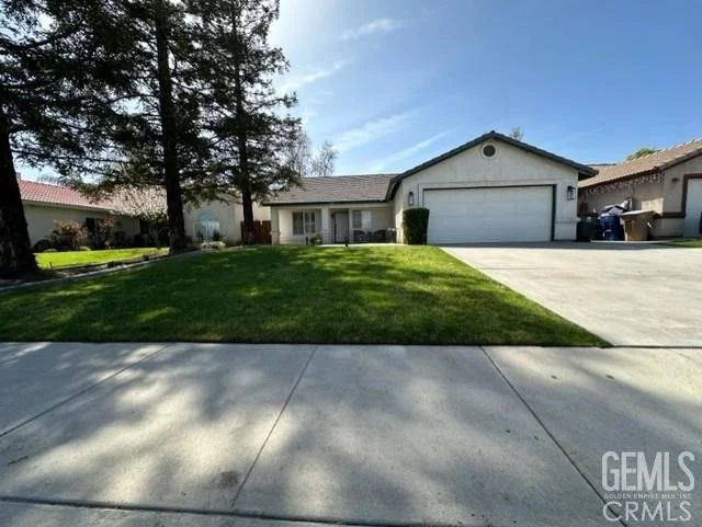 4111 Oldcastle, Bakersfield, CA 93313