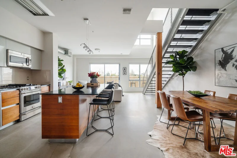 11500 Tennessee, Los Angeles, CA 90064