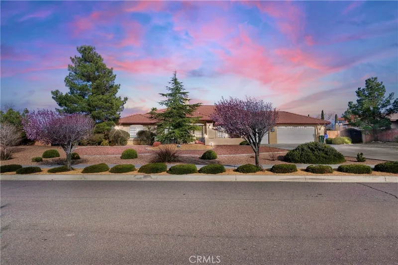 12493 Bannock, Apple Valley, CA 92308