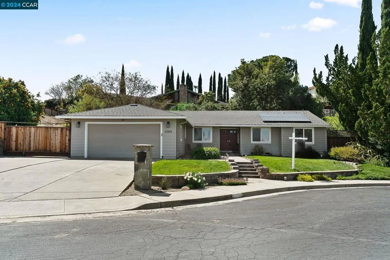 4304 Saint Paul Cir, Pittsburg, CA 94565
