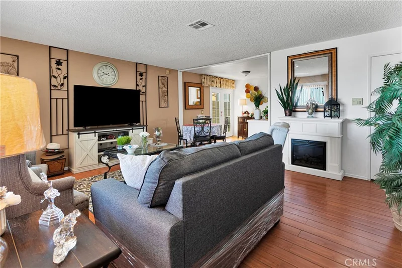 11715 Chamberlaine, Adelanto, CA 92301