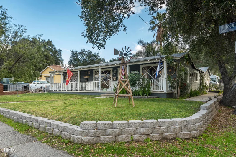 8460 Hillrose, Sunland, CA 91040