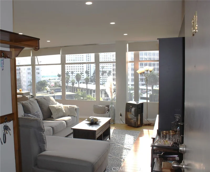 100 Atlantic #614, Long Beach, CA 90802