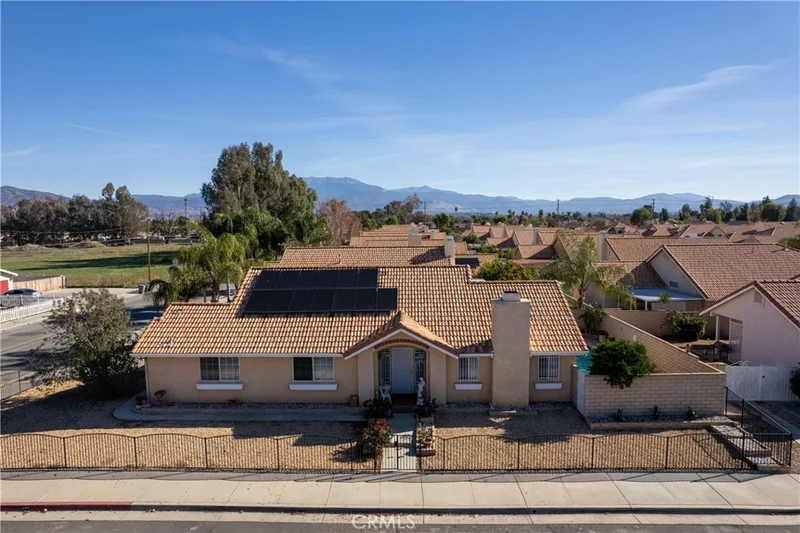 2697 Fruitvale, Hemet, CA 92545