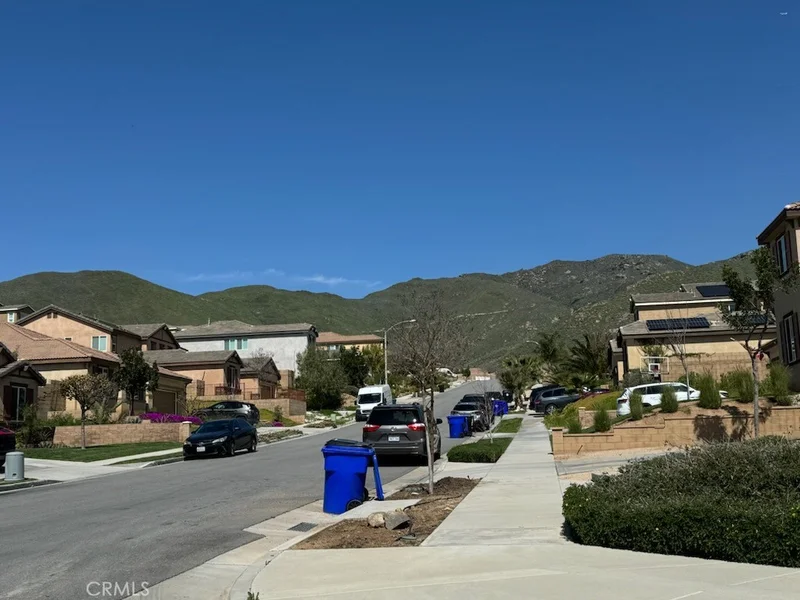 12547 Aragonite, Jurupa Valley, CA 92509