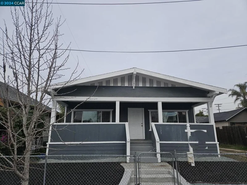 123 Jackson St, Stockton, CA 95206