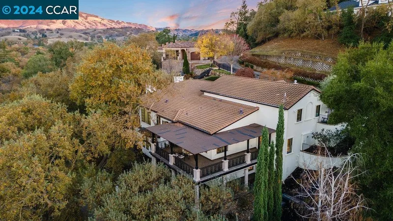 616 Sugarloaf Ct, Walnut Creek, CA 94596