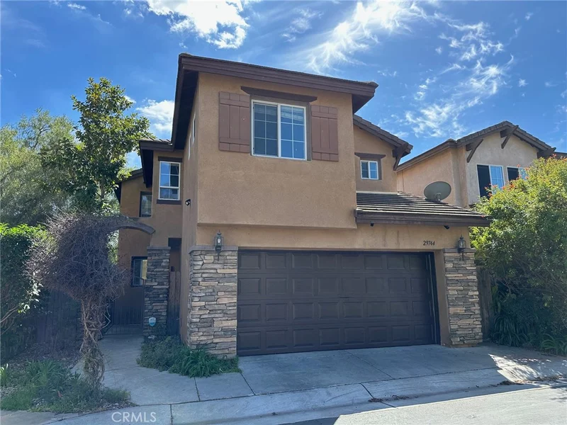 29744 Benchmark, Escondido, CA 92026