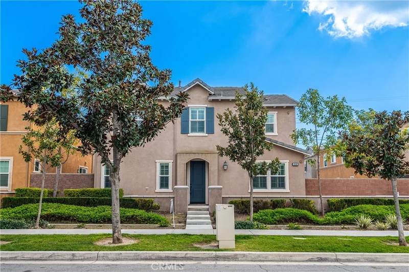 8596 Founders Grove, Chino, CA 91708
