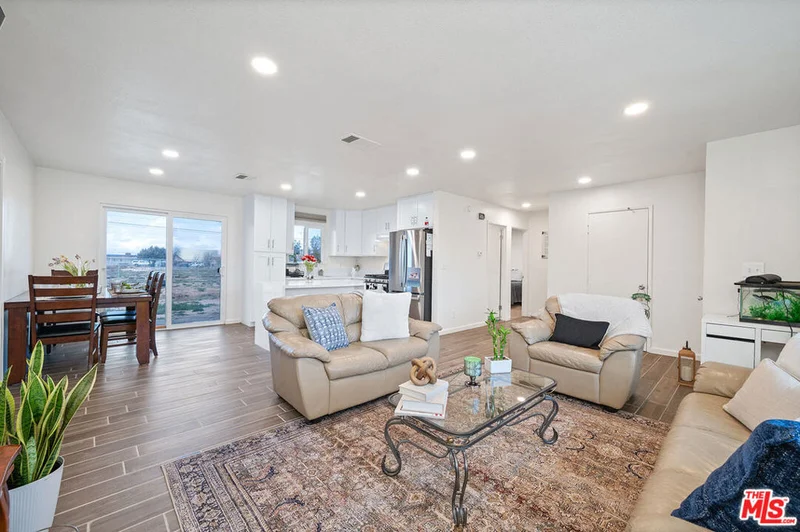 22676 Ottawa Road, Apple Valley, CA 92308