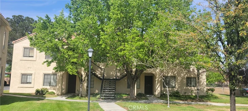 2554 Olive #34, Palmdale, CA 93550