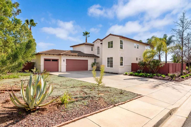 1139 Honeysuckle, Escondido, CA 92026