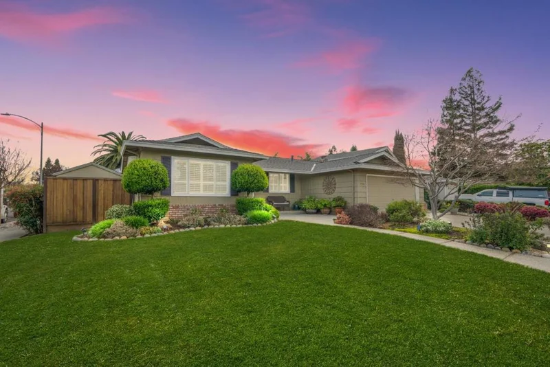 850 Perrelli, Gilroy, CA 95020
