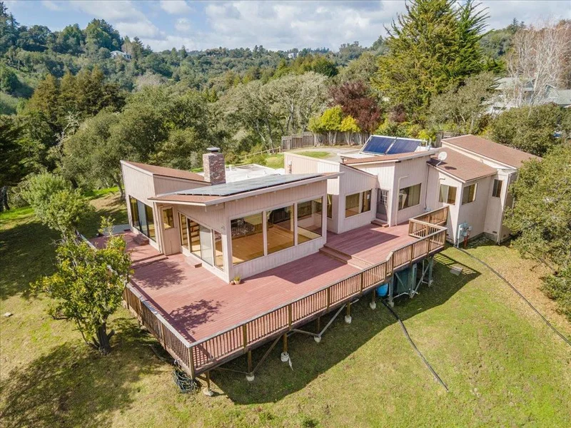 300 Los Robles, Soquel, CA 95073