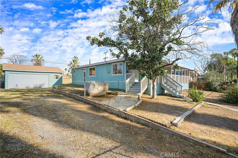 22790 Raymond, Perris, CA 92570