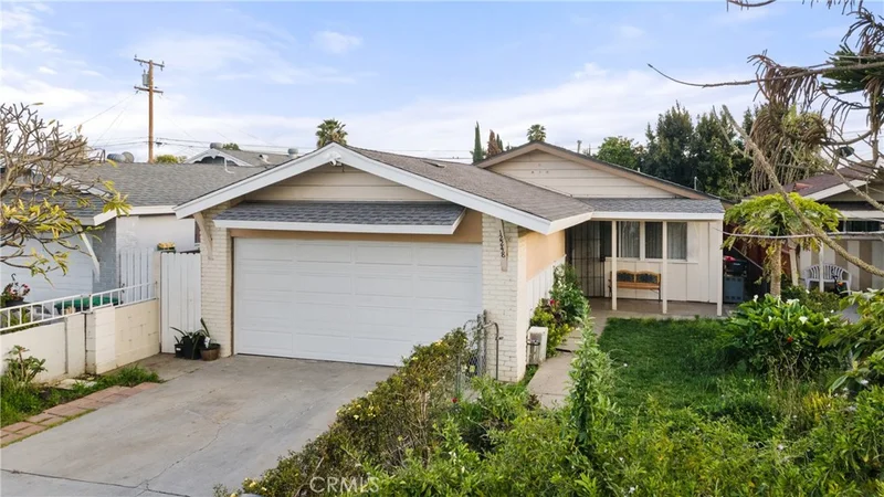 12248 212th, Hawaiian Gardens, CA 90716