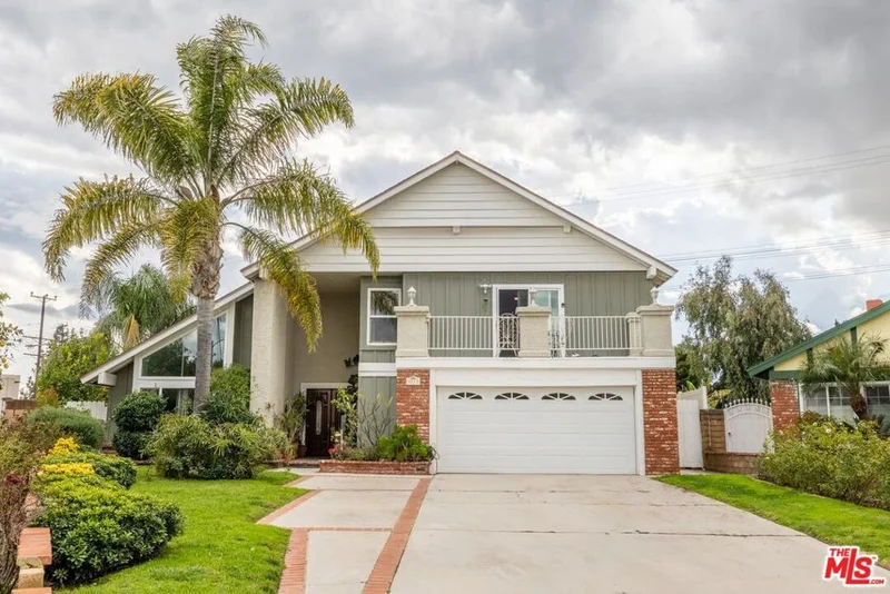 8743 Sari, Northridge, CA 91343
