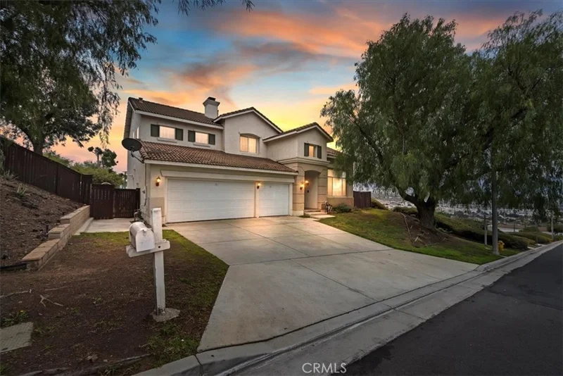 1010 Mandevilla, Corona, CA 92879