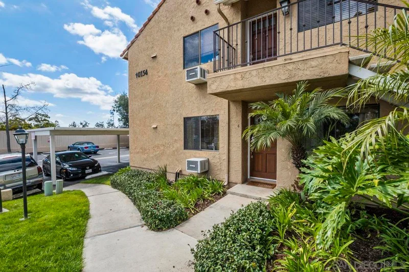 10154 Camino Ruiz #4, San Diego, CA 92126