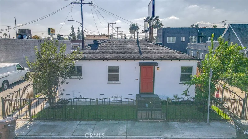 1016 99th, Los Angeles, CA 90044