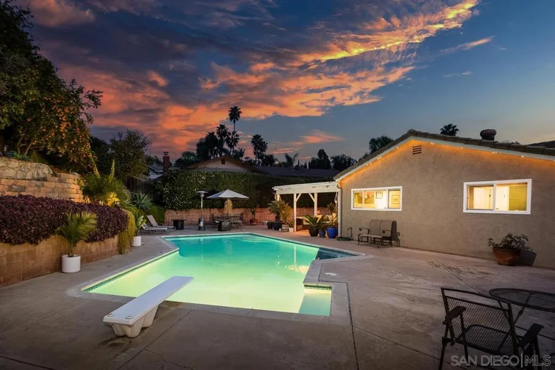 10116 Toledo Rd, Spring Valley, CA 91977
