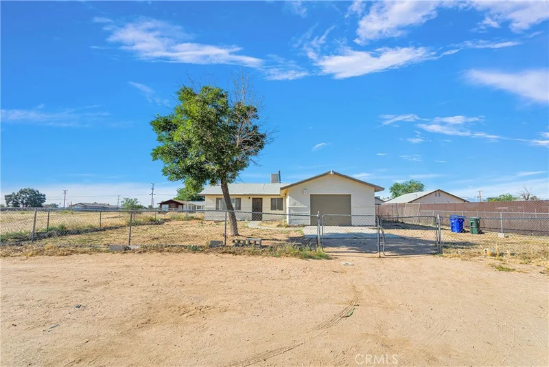 11845 Yates, Adelanto, CA 92301