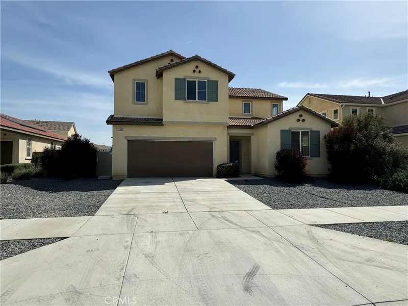 1050 Peach, Riverside, CA 92501