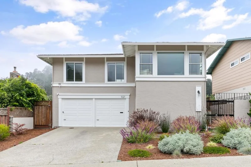 1021 Rainier, Pacifica, CA 94044